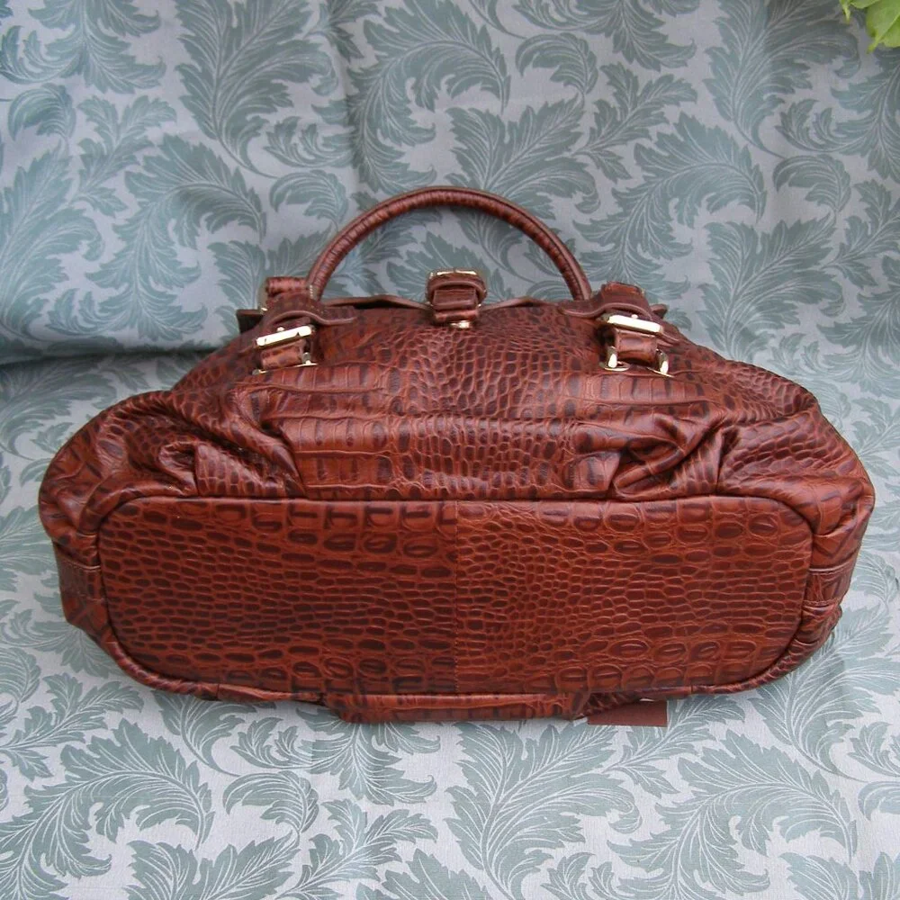NEW MAZZINI Brown Leather Bag w/Tag Croc Embossed